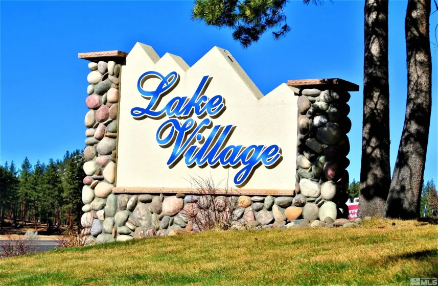 102 Lake Village, Stateline, Nevada 89449, 3 Bedrooms Bedrooms, ,3 BathroomsBathrooms,Residential,Residential,Lake Village,260005645