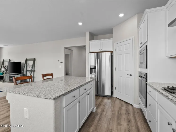 14114 Glowing Amber, Reno, Nevada 89511, 4 Bedrooms Bedrooms, ,3 BathroomsBathrooms,Residential,Residential,Glowing Amber,260005646