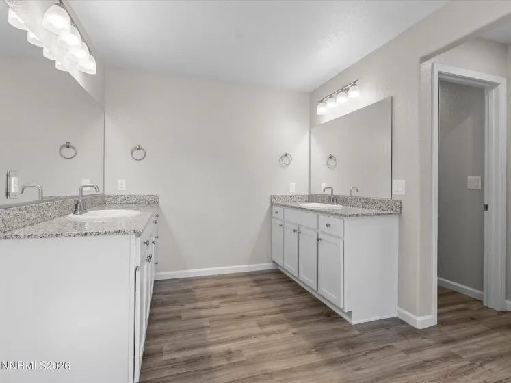 14114 Glowing Amber, Reno, Nevada 89511, 4 Bedrooms Bedrooms, ,3 BathroomsBathrooms,Residential,Residential,Glowing Amber,260005646
