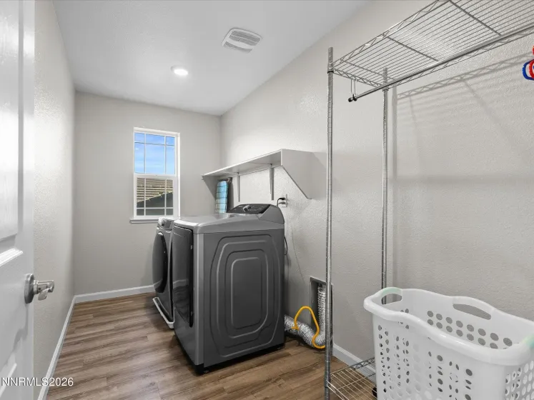 14114 Glowing Amber, Reno, Nevada 89511, 4 Bedrooms Bedrooms, ,3 BathroomsBathrooms,Residential,Residential,Glowing Amber,260005646