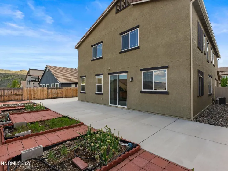 14114 Glowing Amber, Reno, Nevada 89511, 4 Bedrooms Bedrooms, ,3 BathroomsBathrooms,Residential,Residential,Glowing Amber,260005646