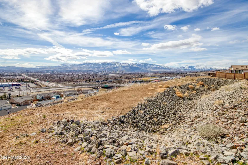 3132 Orrizonte, Reno, Nevada 89512, 3 Bedrooms Bedrooms, ,3 BathroomsBathrooms,Residential,Residential,Orrizonte,0,260005697