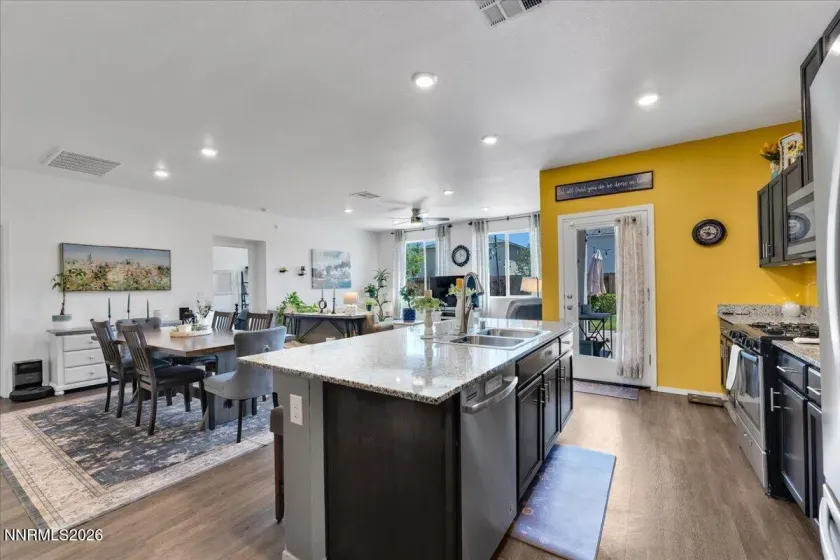 6738 Coyote Call, Sparks, Nevada 89436, 3 Bedrooms Bedrooms, ,2 BathroomsBathrooms,Residential,Residential,Coyote Call,0,260005698