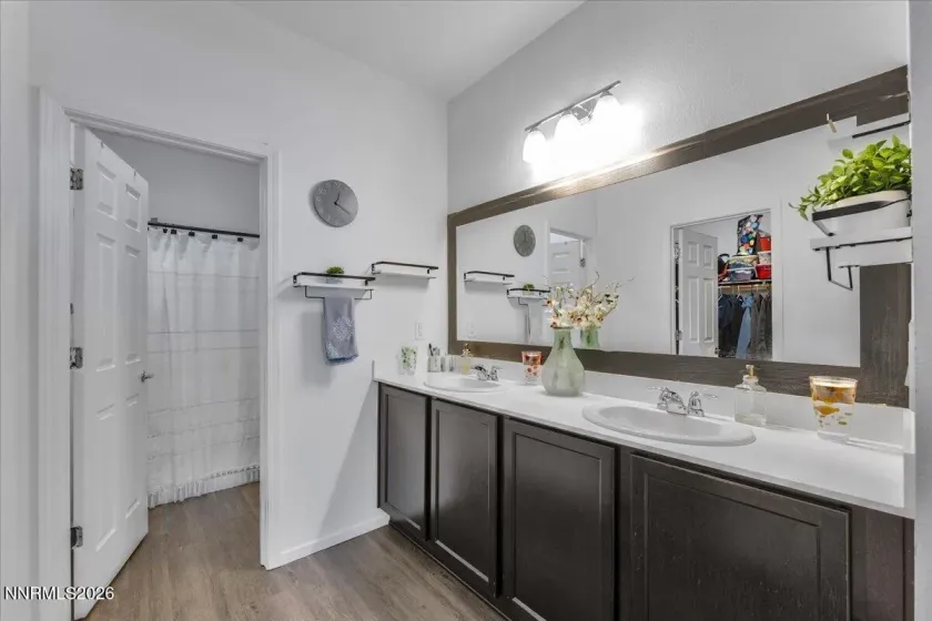 6738 Coyote Call, Sparks, Nevada 89436, 3 Bedrooms Bedrooms, ,2 BathroomsBathrooms,Residential,Residential,Coyote Call,0,260005698