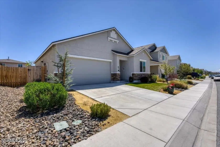 6738 Coyote Call, Sparks, Nevada 89436, 3 Bedrooms Bedrooms, ,2 BathroomsBathrooms,Residential,Residential,Coyote Call,0,260005698