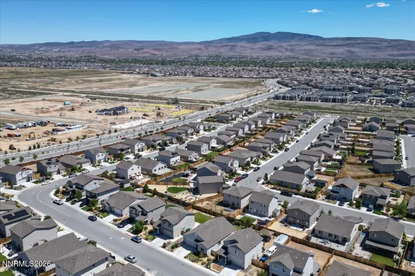 6738 Coyote Call, Sparks, Nevada 89436, 3 Bedrooms Bedrooms, ,2 BathroomsBathrooms,Residential,Residential,Coyote Call,0,260005698