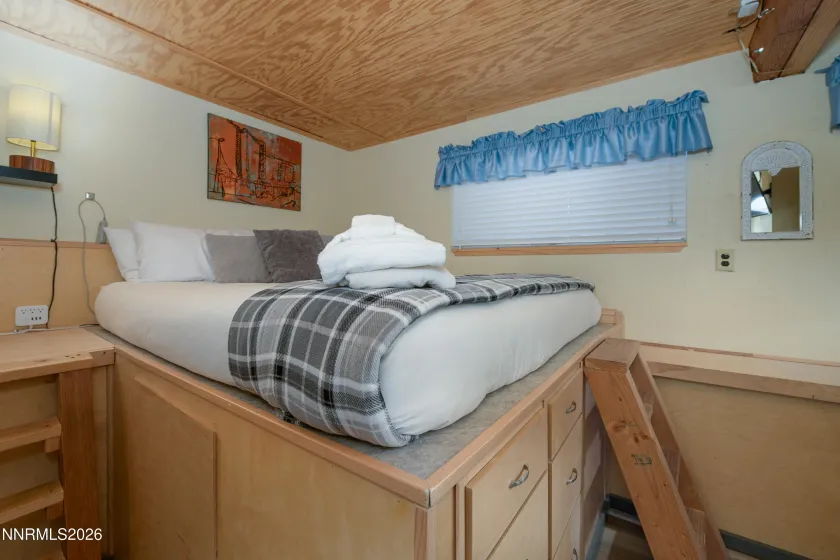 250 Orion, Stateline, Nevada 89449, 4 Bedrooms Bedrooms, ,3 BathroomsBathrooms,Residential,Residential,Orion,0,260005708