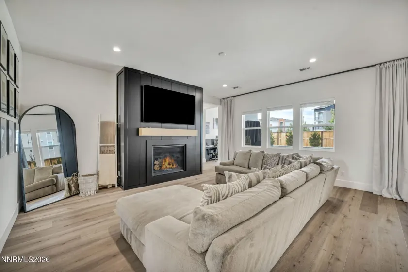 7617 Calypso, Sparks, Nevada 89436, 3 Bedrooms Bedrooms, ,3 BathroomsBathrooms,Residential,Residential,Calypso,0,260005713