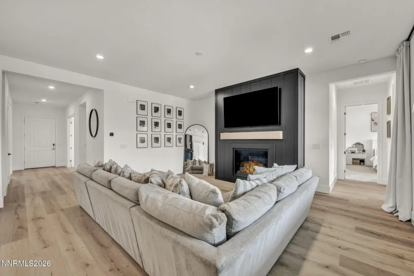 7617 Calypso, Sparks, Nevada 89436, 3 Bedrooms Bedrooms, ,3 BathroomsBathrooms,Residential,Residential,Calypso,0,260005713