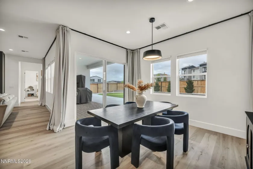 7617 Calypso, Sparks, Nevada 89436, 3 Bedrooms Bedrooms, ,3 BathroomsBathrooms,Residential,Residential,Calypso,0,260005713