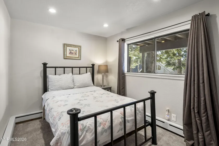 696 Bidwell, Incline Village, Nevada 89451, 4 Bedrooms Bedrooms, ,3 BathroomsBathrooms,Residential,Residential,Bidwell,0,260002815