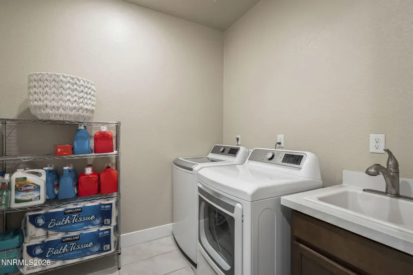 7766 Enclave Ky, Reno, Nevada 89506, 4 Bedrooms Bedrooms, ,3 BathroomsBathrooms,Residential,Residential,Enclave Ky,0,260005666