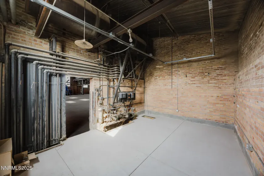 240 7th, Elko, Nevada 89801, ,Commercial Sale,Residential,7th,0,260005674