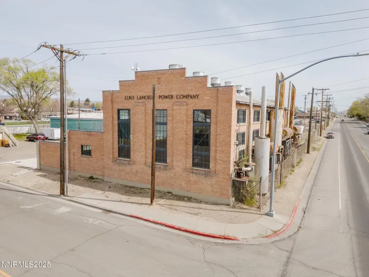240 7th, Elko, Nevada 89801, ,Commercial Sale,Residential,7th,0,260005674