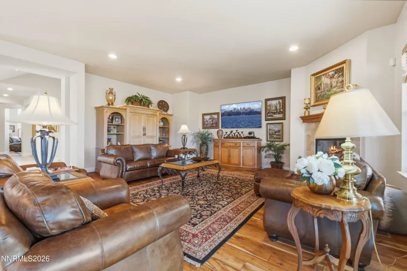 1915 Dakota Ridge, Reno, Nevada 89523, 3 Bedrooms Bedrooms, ,4 BathroomsBathrooms,Residential,Residential,Dakota Ridge,0,260005771