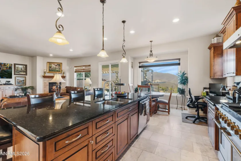 1915 Dakota Ridge, Reno, Nevada 89523, 3 Bedrooms Bedrooms, ,4 BathroomsBathrooms,Residential,Residential,Dakota Ridge,0,260005771