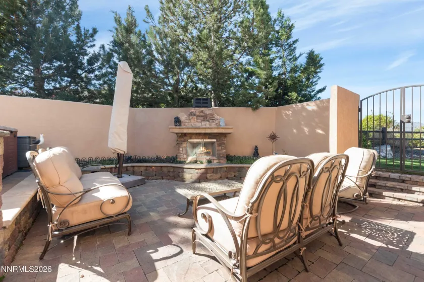 1915 Dakota Ridge, Reno, Nevada 89523, 3 Bedrooms Bedrooms, ,4 BathroomsBathrooms,Residential,Residential,Dakota Ridge,0,260005771