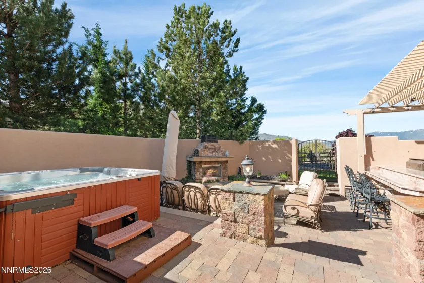 1915 Dakota Ridge, Reno, Nevada 89523, 3 Bedrooms Bedrooms, ,4 BathroomsBathrooms,Residential,Residential,Dakota Ridge,0,260005771