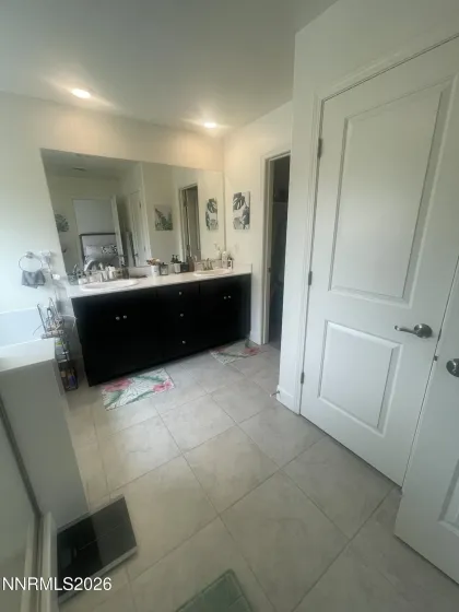 336 Littondale, Sparks, Nevada 89441, 4 Bedrooms Bedrooms, ,2 BathroomsBathrooms,Residential,Residential,Littondale,0,260005775