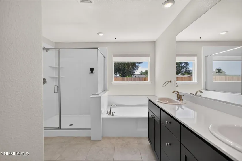 336 Littondale, Sparks, Nevada 89441, 4 Bedrooms Bedrooms, ,2 BathroomsBathrooms,Residential,Residential,Littondale,0,260005775