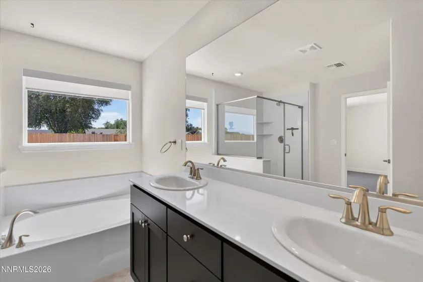 336 Littondale, Sparks, Nevada 89441, 4 Bedrooms Bedrooms, ,2 BathroomsBathrooms,Residential,Residential,Littondale,0,260005775