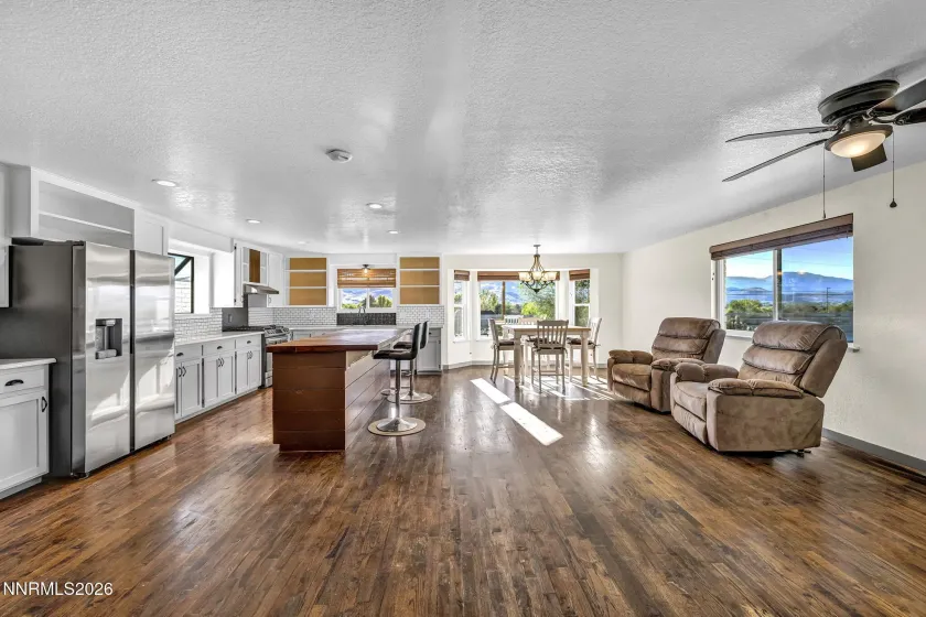 2635 Edmonds, Carson City, Nevada 89701, 3 Bedrooms Bedrooms, ,2 BathroomsBathrooms,Residential,Residential,Edmonds,0,260005783