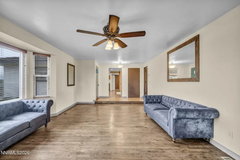 2635 Edmonds, Carson City, Nevada 89701, 3 Bedrooms Bedrooms, ,2 BathroomsBathrooms,Residential,Residential,Edmonds,0,260005783