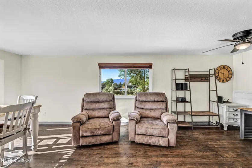 2635 Edmonds, Carson City, Nevada 89701, 3 Bedrooms Bedrooms, ,2 BathroomsBathrooms,Residential,Residential,Edmonds,0,260005783