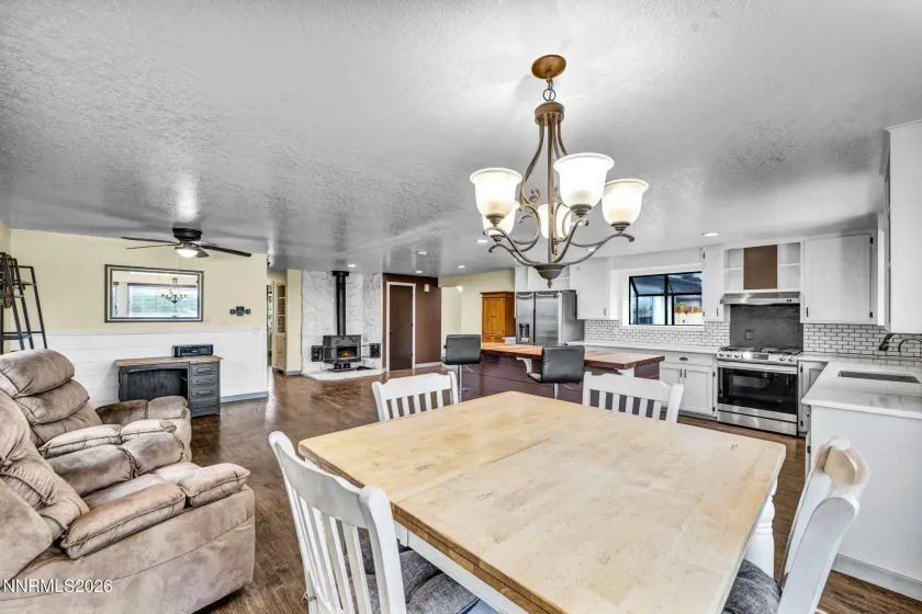 2635 Edmonds, Carson City, Nevada 89701, 3 Bedrooms Bedrooms, ,2 BathroomsBathrooms,Residential,Residential,Edmonds,0,260005783