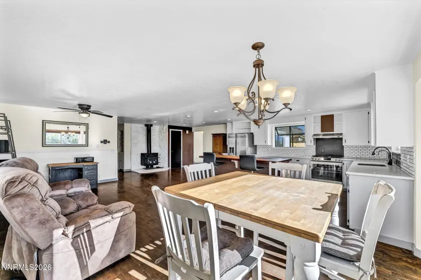 2635 Edmonds, Carson City, Nevada 89701, 3 Bedrooms Bedrooms, ,2 BathroomsBathrooms,Residential,Residential,Edmonds,0,260005783