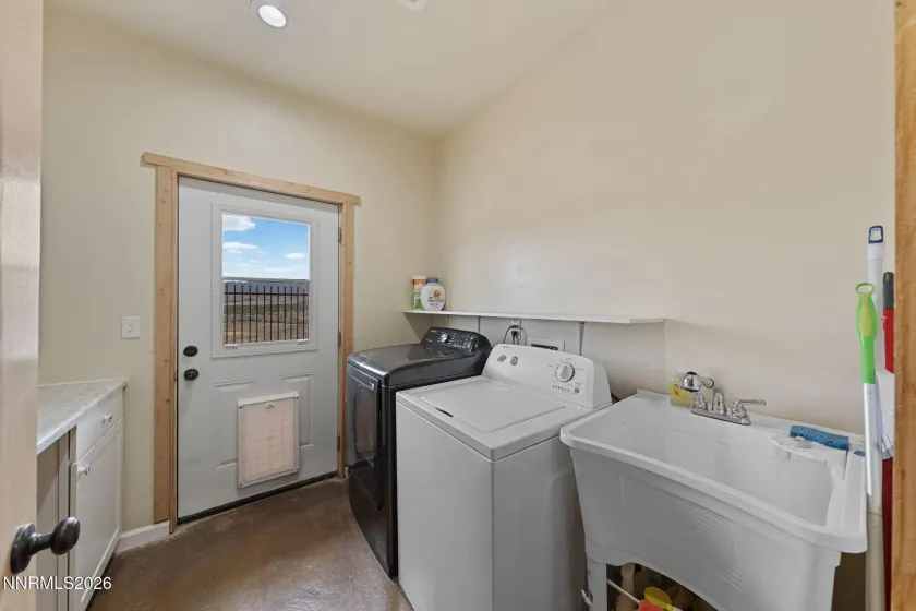 120 Columbia Hill, Reno, Nevada 89508, 3 Bedrooms Bedrooms, ,2 BathroomsBathrooms,Residential,Residential,Columbia Hill,0,260005724