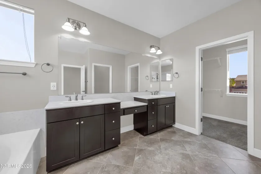 2703 Michelangelo, Sparks, Nevada 89434, 4 Bedrooms Bedrooms, ,4 BathroomsBathrooms,Residential,Residential,Michelangelo,0,260005736