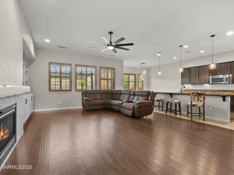 7939 Orange Plains, Sparks, Nevada 89436, 4 Bedrooms Bedrooms, ,3 BathroomsBathrooms,Residential,Residential,Orange Plains,0,260003709
