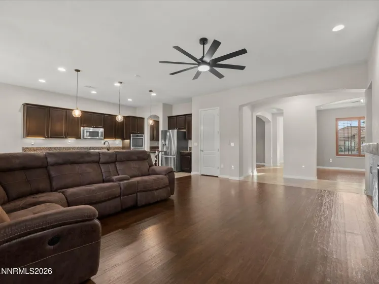 7939 Orange Plains, Sparks, Nevada 89436, 4 Bedrooms Bedrooms, ,3 BathroomsBathrooms,Residential,Residential,Orange Plains,0,260003709