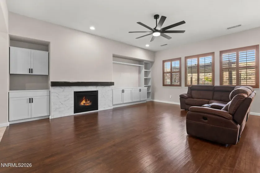 7939 Orange Plains, Sparks, Nevada 89436, 4 Bedrooms Bedrooms, ,3 BathroomsBathrooms,Residential,Residential,Orange Plains,0,260003709