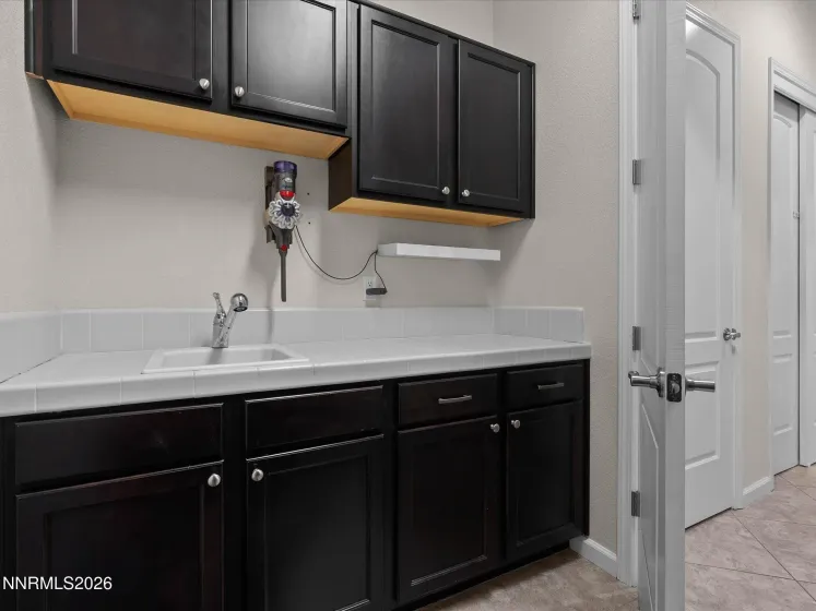 7939 Orange Plains, Sparks, Nevada 89436, 4 Bedrooms Bedrooms, ,3 BathroomsBathrooms,Residential,Residential,Orange Plains,0,260003709