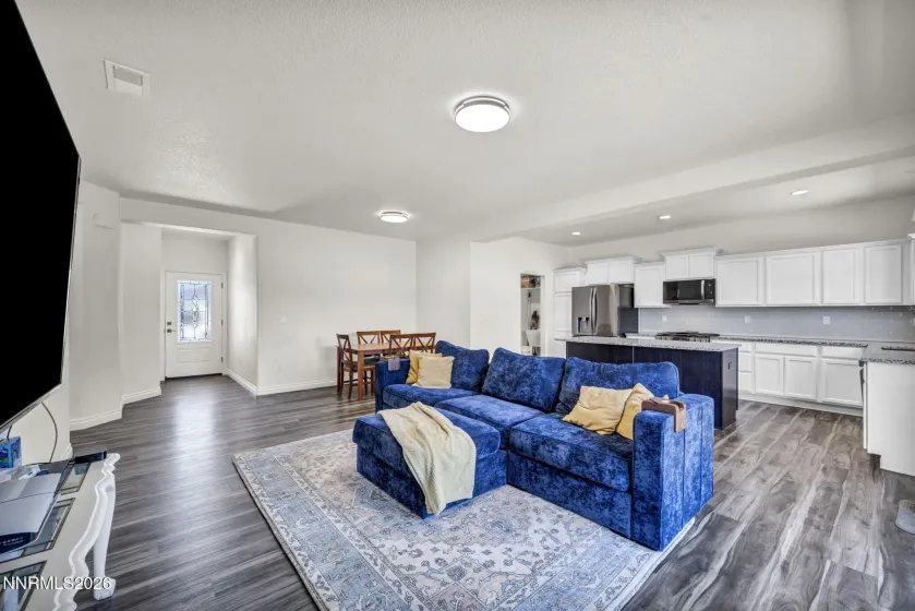 4042 Cold Springs, Reno, Nevada 89508, 3 Bedrooms Bedrooms, ,2 BathroomsBathrooms,Residential,Residential,Cold Springs,0,260005809
