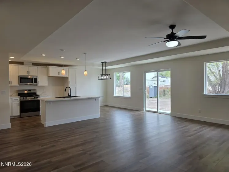 422 Seminole, Yerington, Nevada 89447, 3 Bedrooms Bedrooms, ,2 BathroomsBathrooms,Residential,Residential,Seminole,0,260005844
