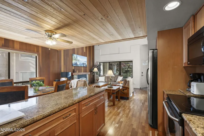 121 Juanita, Incline Village, Nevada 89451, 3 Bedrooms Bedrooms, ,2 BathroomsBathrooms,Residential,Residential,Juanita,0,260005845