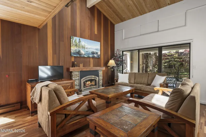 121 Juanita, Incline Village, Nevada 89451, 3 Bedrooms Bedrooms, ,2 BathroomsBathrooms,Residential,Residential,Juanita,0,260005845