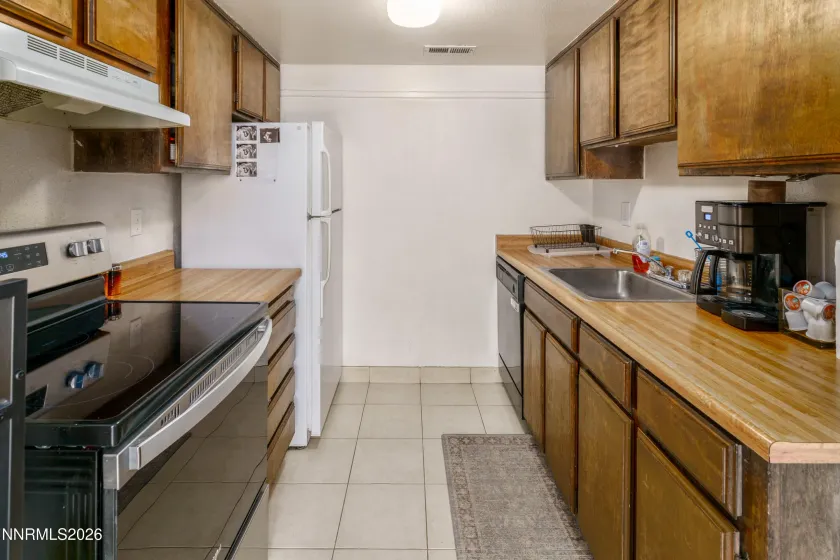 2127 Greyhaven, Sparks, Nevada 89431, 2 Bedrooms Bedrooms, ,2 BathroomsBathrooms,Residential,Residential,Greyhaven,0,260001347