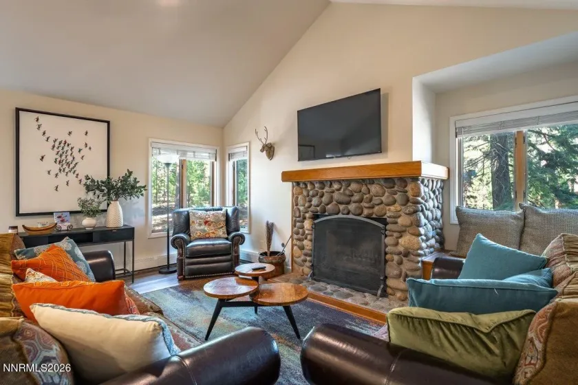 144 Village, Incline Village, Nevada 89451, 2 Bedrooms Bedrooms, ,2 BathroomsBathrooms,Residential,Residential,Village,0,260005857