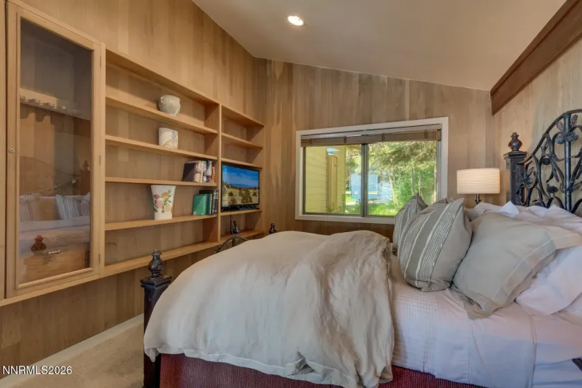 1011 Lakeshore, Incline Village, Nevada 89451, 6 Bedrooms Bedrooms, ,6 BathroomsBathrooms,Residential,Residential,Lakeshore,0,260005884