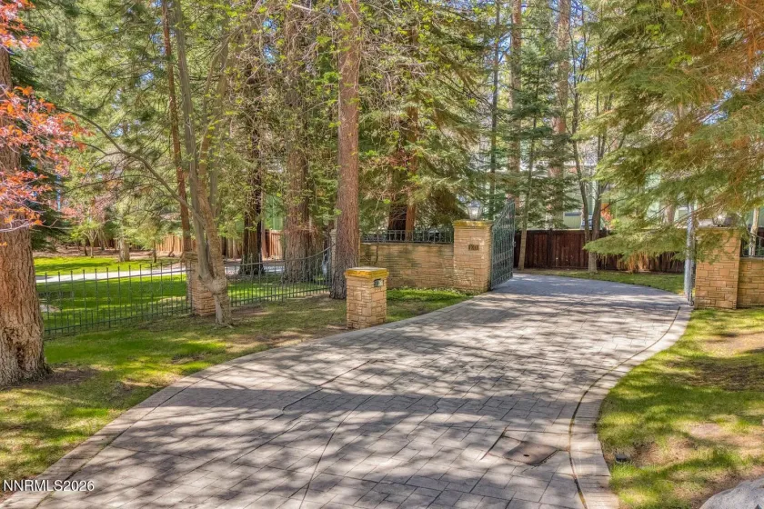 1011 Lakeshore, Incline Village, Nevada 89451, 6 Bedrooms Bedrooms, ,6 BathroomsBathrooms,Residential,Residential,Lakeshore,0,260005884