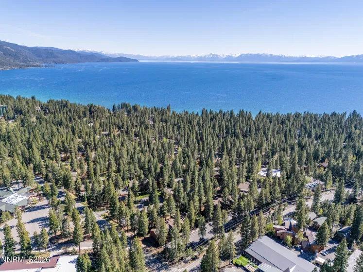 929 Southwood, Incline Village, Nevada 89451, 4 Bedrooms Bedrooms, ,4 BathroomsBathrooms,Residential,Residential,Southwood,0,260005910