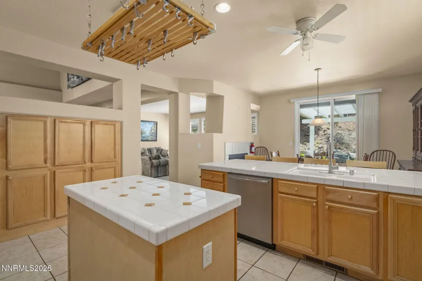 3095 10 Mile, Sparks, Nevada 89436, 3 Bedrooms Bedrooms, ,3 BathroomsBathrooms,Residential,Residential,10 Mile,0,260005947