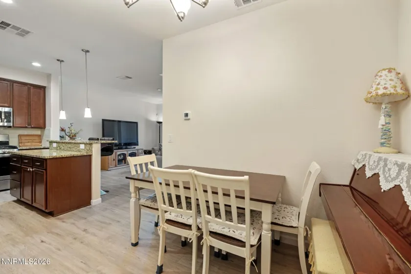 965 Centerville, Carson City, Nevada 89701, 3 Bedrooms Bedrooms, ,3 BathroomsBathrooms,Residential,Residential,Centerville,0,260006002