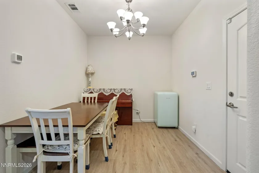 965 Centerville, Carson City, Nevada 89701, 3 Bedrooms Bedrooms, ,3 BathroomsBathrooms,Residential,Residential,Centerville,0,260006002