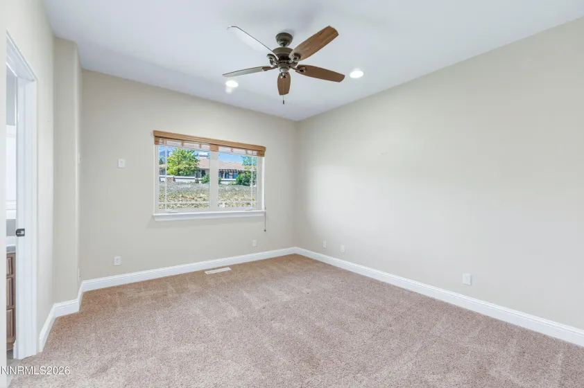 227 Earlham, Reno, Nevada 89511, 3 Bedrooms Bedrooms, ,4 BathroomsBathrooms,Residential,Residential,Earlham,0,260006003