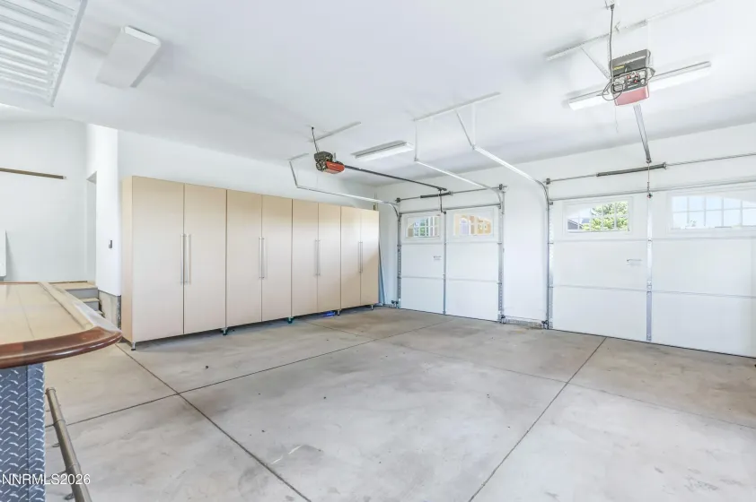 227 Earlham, Reno, Nevada 89511, 3 Bedrooms Bedrooms, ,4 BathroomsBathrooms,Residential,Residential,Earlham,0,260006003